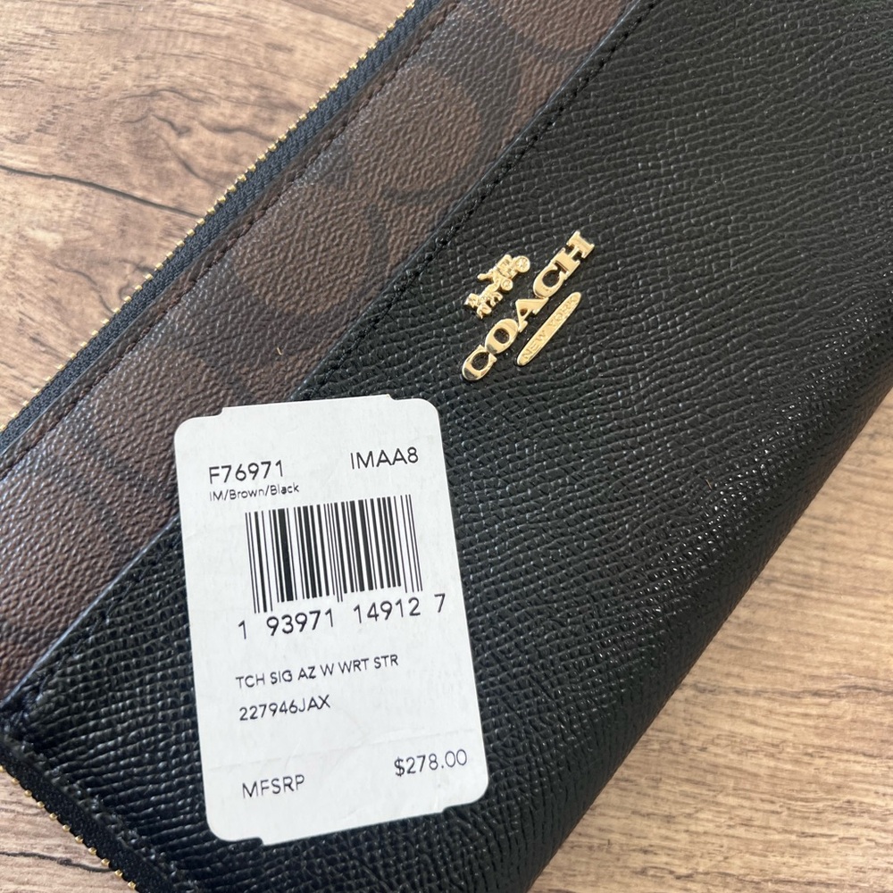 Coach Black and Brown Zip Wallet